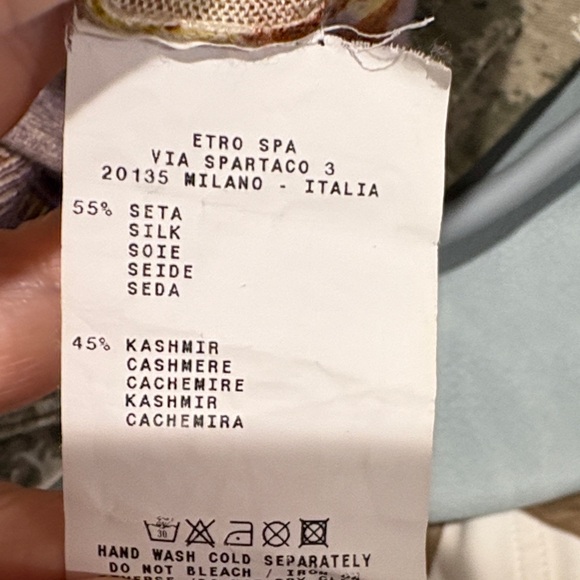 Elegant V-Neck Sweater in Purple, Brown, and Yellow - Picture 5 of 5